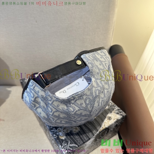 ��* ���� DR28418-3