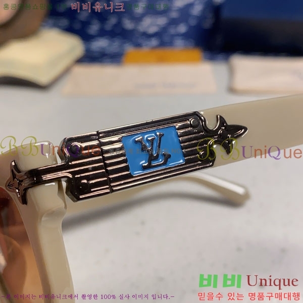 ���̺��� ���۶� LV7984682-5