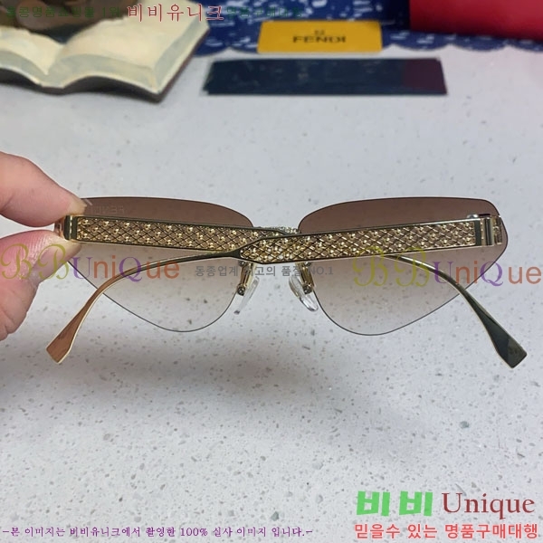 ��� ���۶� F924708-4