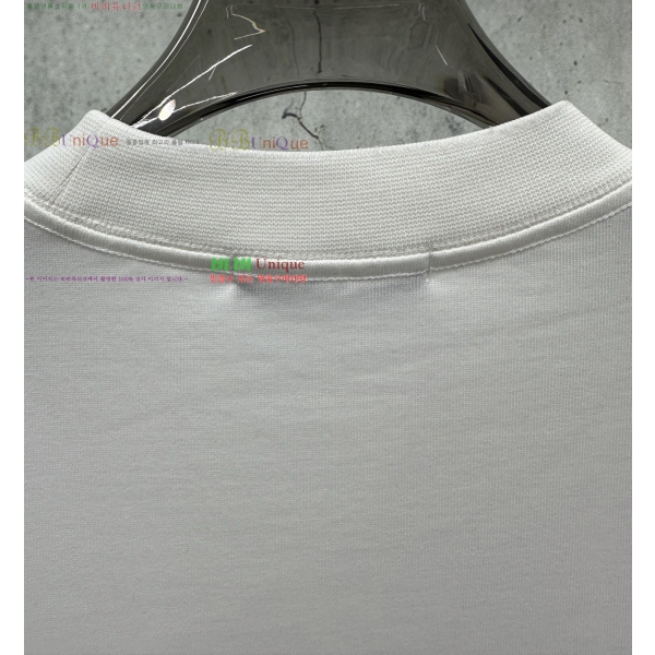 ���� ũ������ ���� Ƽ���� CH125386-8