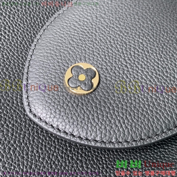 #����*�� īǶ�� M26259-102