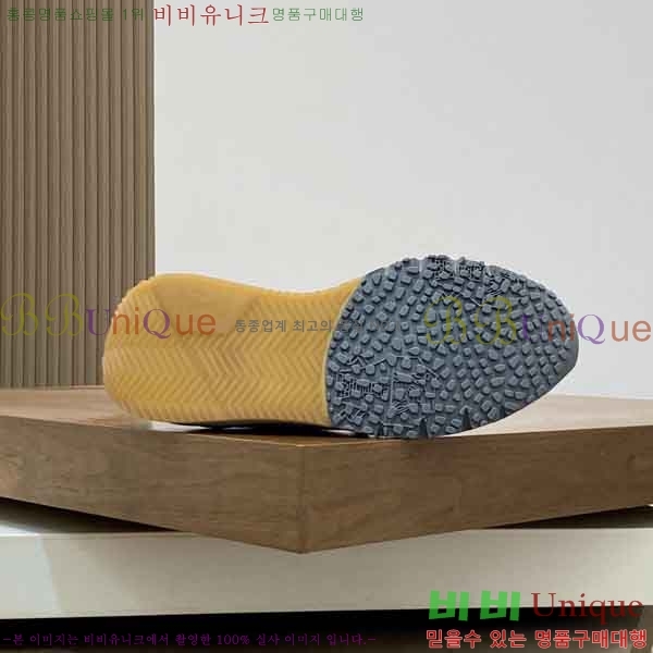 ���� ���ڷ� ��ġ�ڸ� ����Ŀ�� BC377336-1