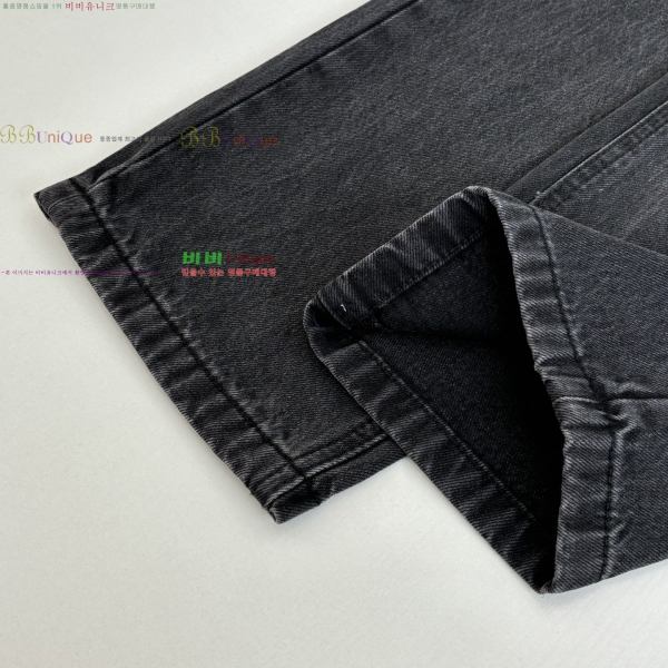 ���� �ο��� �Ƴ��׷� ���� ���� 24LW2641820-3