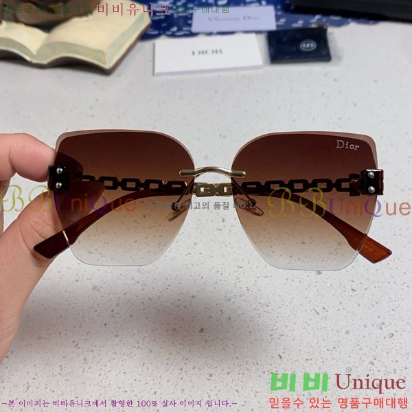 ��� ���۶� D10842839-3