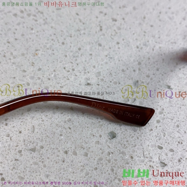 ��� ���۶� D10842839-3