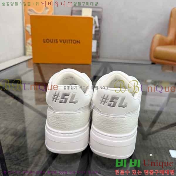 ���� ����*�� ����Ŀ�� LV500690-4