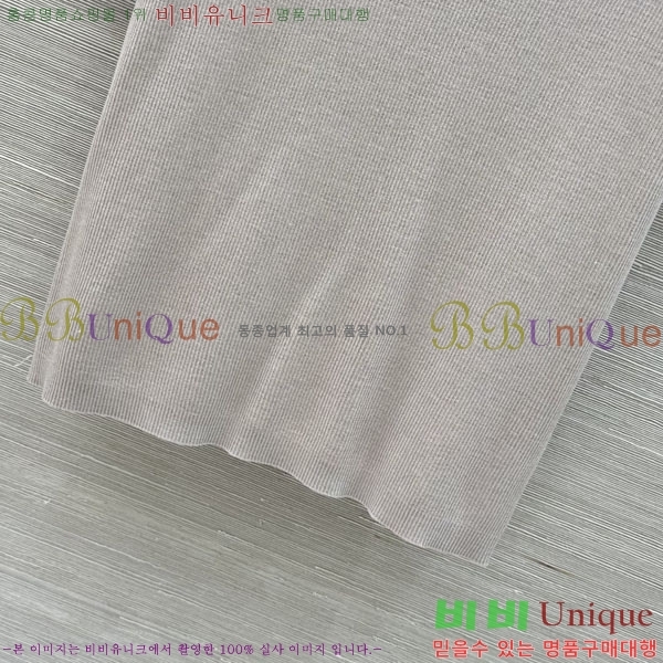 ���� ���ڷ� ��ġ�ڸ� ������ ���� Ƽ���� BC334507-12
