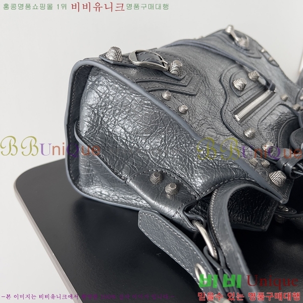 #�߷��þư� Neo cagole �� ��Ƽ�� 261610-103