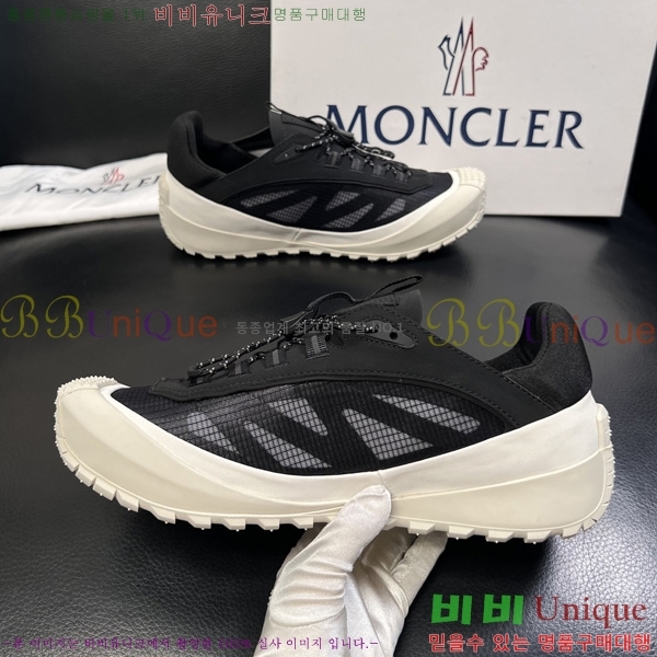 ���� ��**�� ����Ŀ�� MO9906801-4