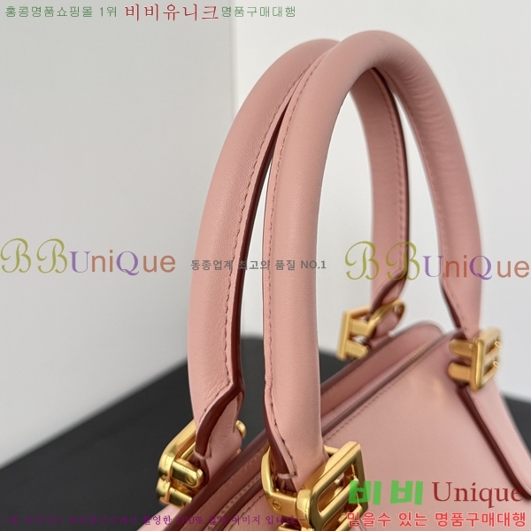 #�߷��þư� 𝗕𝗼𝗹𝗲𝗿𝗼 ȣ���� 71245-102