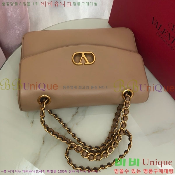 #�߷�Ƽ�� ����ٴ� �̵�� DJUNA ü�ι� 4015-104