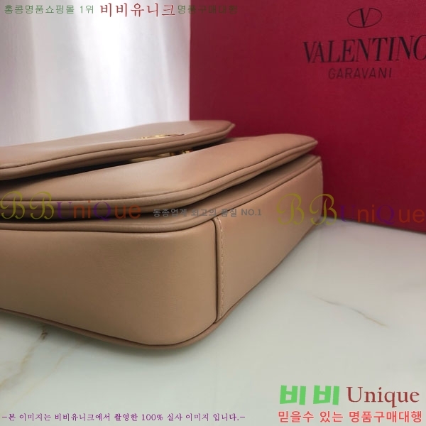 #�߷�Ƽ�� ����ٴ� �̵�� DJUNA ü�ι� 4015-104