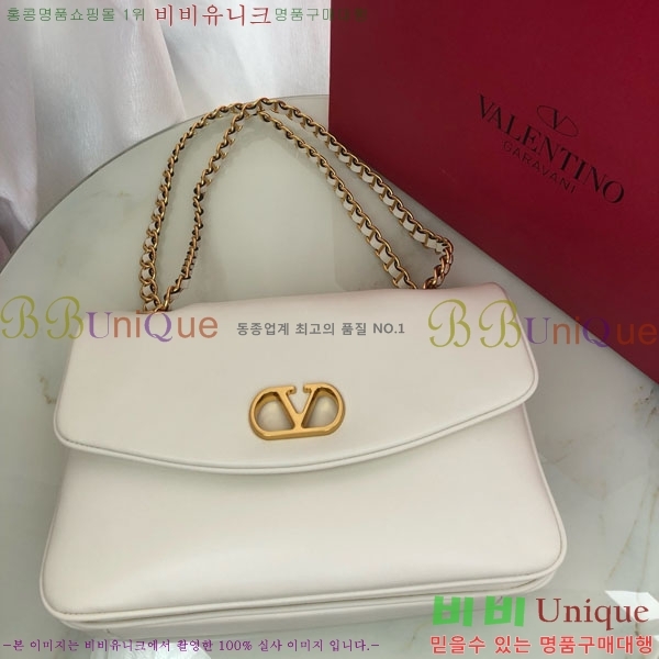 #�߷�Ƽ�� ����ٴ� �̵�� DJUNA ü�ι� 4015-102