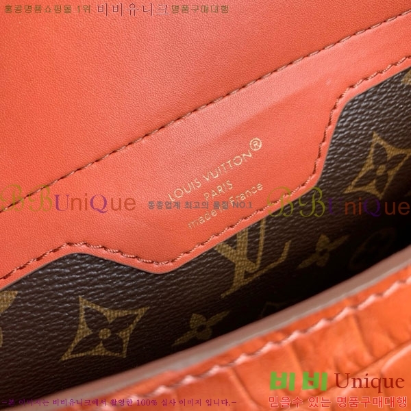 #����*�� ��ī�� ���ǵ� M30327-103