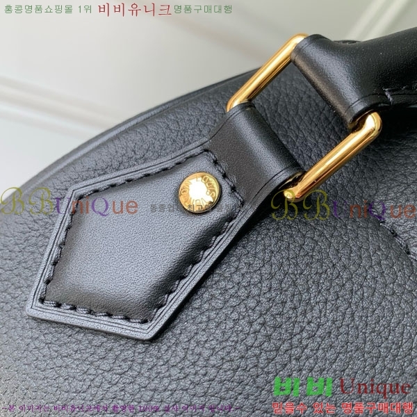 #����*�� ��ī�� ���ǵ� M30327-102