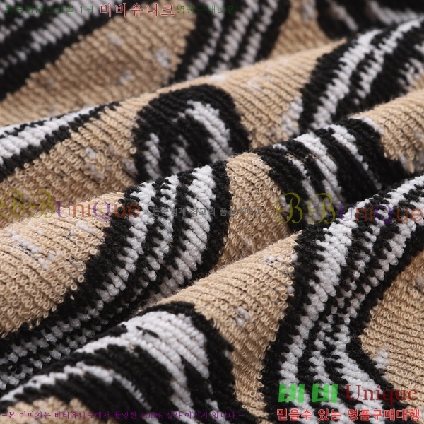 �ְ��� ���� �ο��� ���´� �ݹ��� 25LW267103-1