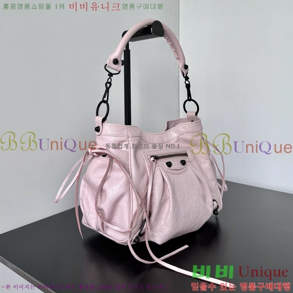 #�߷��þư� 𝗟𝗘 𝗖𝗜𝗧𝗬 𝘽𝙐𝘾𝙆𝙀𝙏 𝘽𝘼𝙂 71287-102