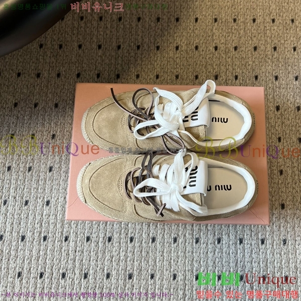 ���� �̿�̿� ����Ŀ�� M1050688-1