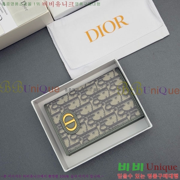 #��� 30 Montaigne ���� ���̽� S2353-101